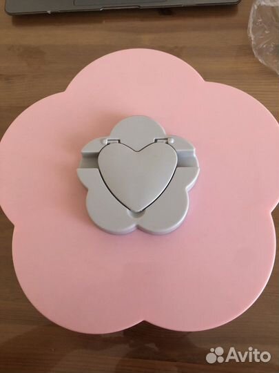 Конфетница с подставкой для телефона