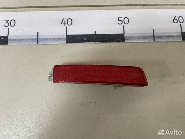 Отражатель в бампер задний левый Infiniti FX/QX70