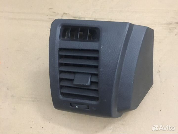 Вентиляционная решетка Toyota 4Runner (2572)