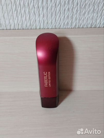 Помада Faberlic Limited edition