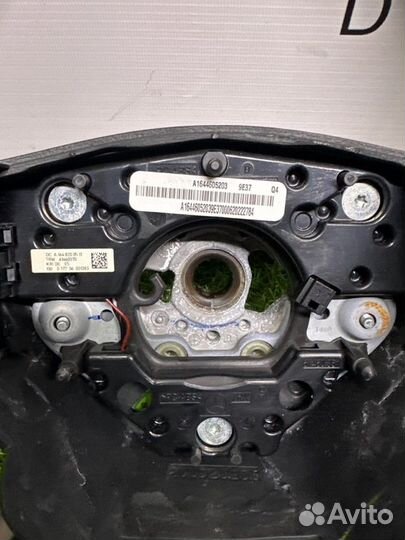 Руль Mercedes-Benz Ml350 W164 M272 2008