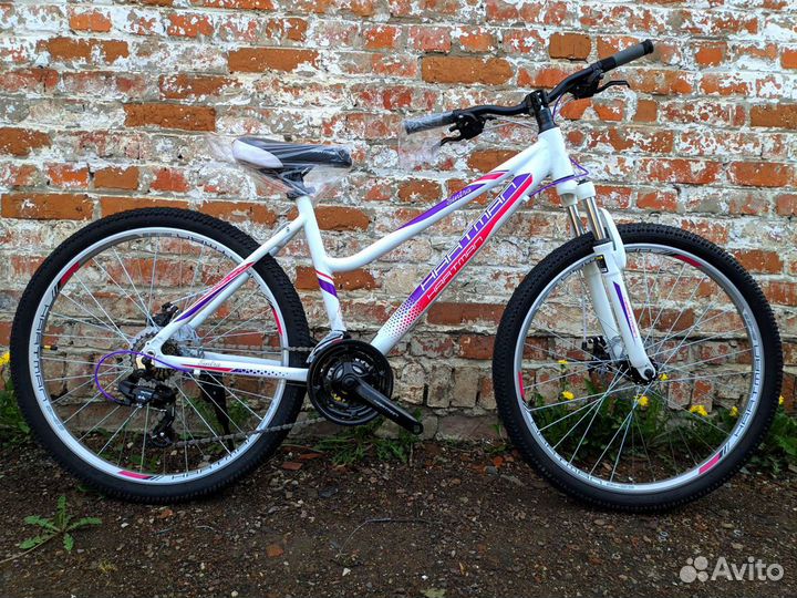 Велосипед горный Hartman Sintra white