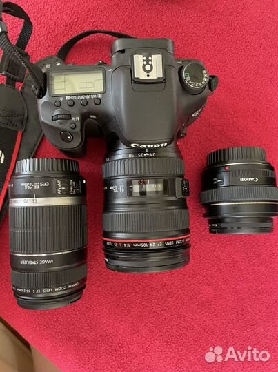 Зеркальный фотоаппарат Canon EOS 7D