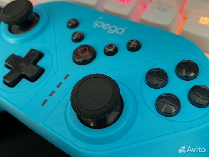 Геймпад ipega PG-SW038C