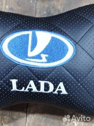 Подушка на подголовник автомобиля