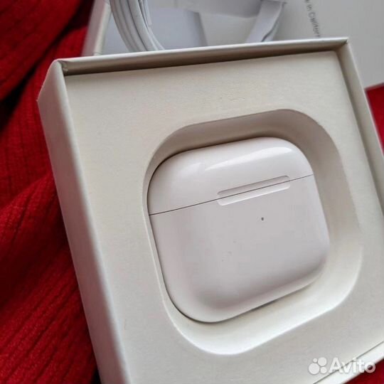 Беспроводные наушники AirPods 3