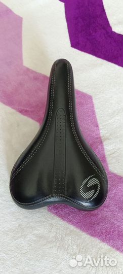 Седло для велосипеда кожаное