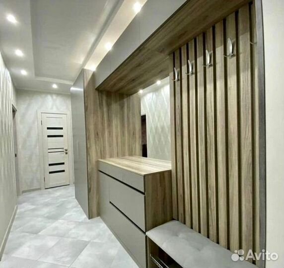 Гардеробная на заказ в прихожую