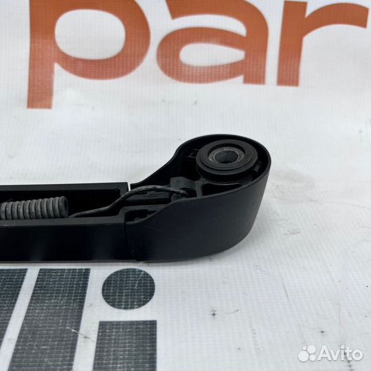 Дворник Audi Q3 8U 2014