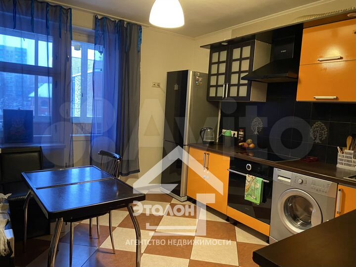 Комната 20 м² в 2-к., 3/17 эт.