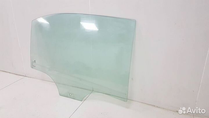 Стекло двери задней правой Skoda Rapid 2012-2020