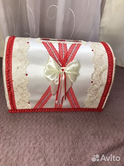 Свадебный сундук для денег