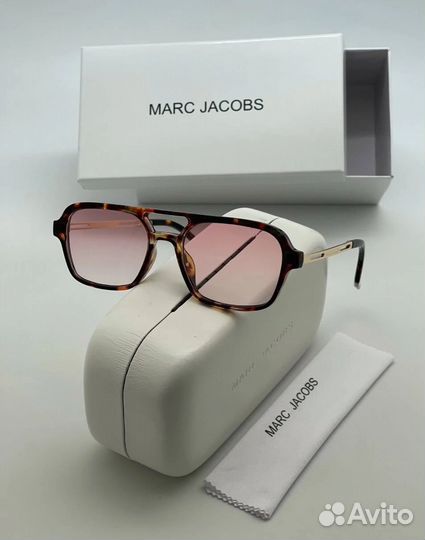 Солнцезащитные очки Marc Jacobs