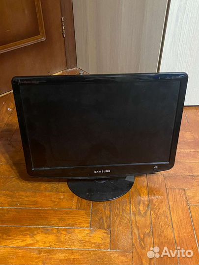 Монитор Samsung