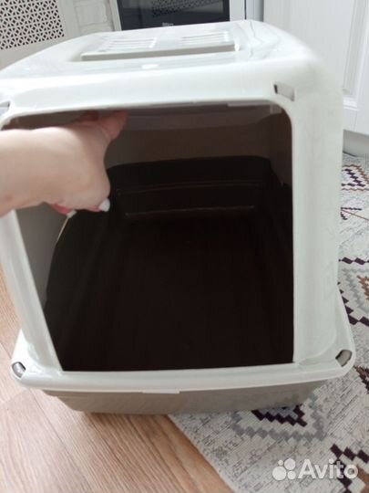 Закрытый туалет - лоток для кошек. Новый