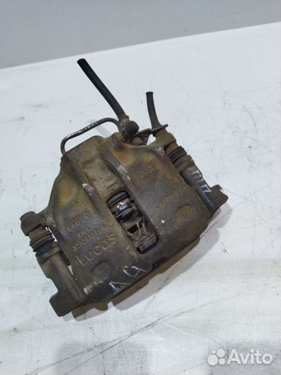 Суппорт передний правый Audi A4 B5