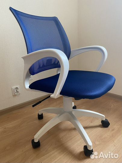 Компьютерное кресло