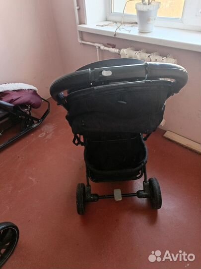 Прогулочная коляска babalo