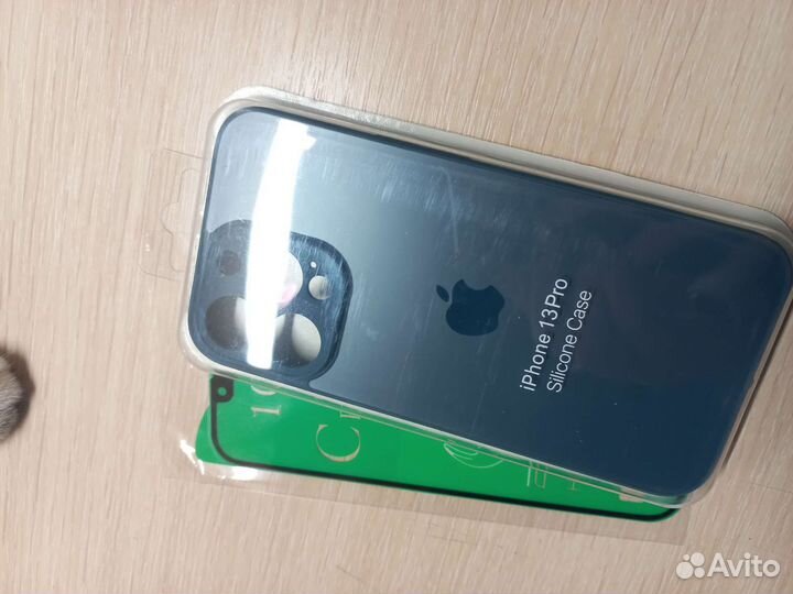 Чехол на iPhone 13 pro