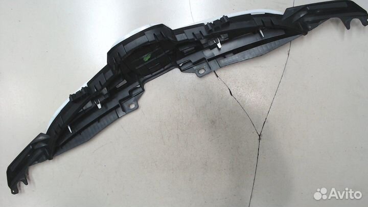 Решетка радиатора Mazda 2, 2008