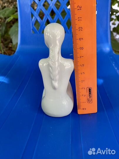 Статуэтка Девушка с подсолнухом, Чайка, Краснодар