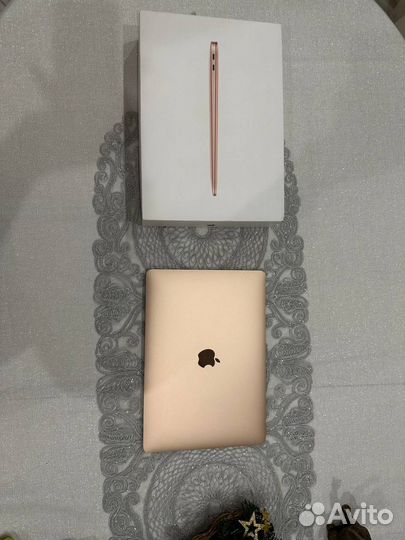 Apple macbook air 13 2020 m1