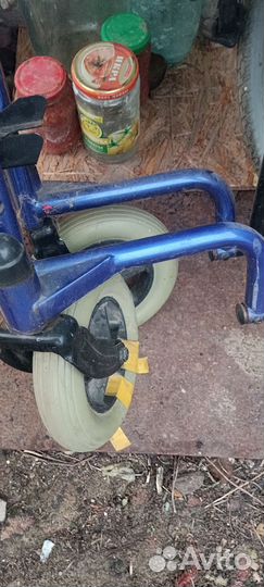 Инвалидная коляска