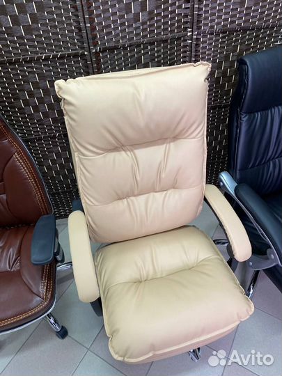 Кресло руководителя офисное компьютерное