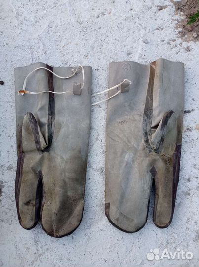 Перчатки от комплекта Л1