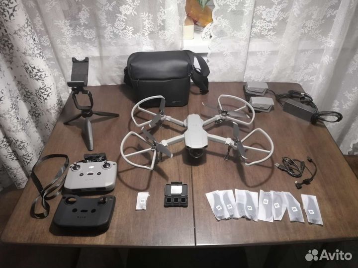 Квадрокоптер Dji mavic air 2 Combo