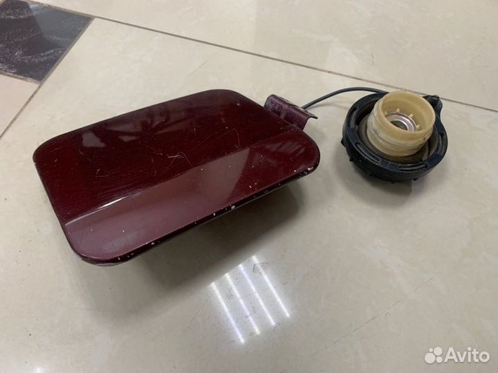 Лючок топливного бака Kia Spectra седан S6D 2008