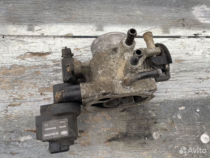 Заслонка дроссельная 1.6 Hyundai Elantra