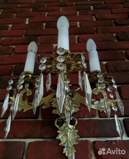 Старинный светильник (бронза)