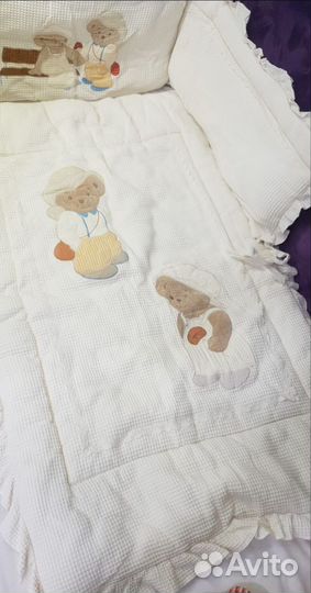 Бортики и одеяло в детскую кроватку