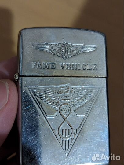 Зажигалка с надписью zippo не оригинал