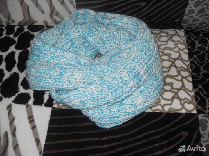 Снуд женский и две шапки