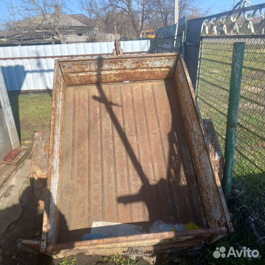 2 Прицепа легковые бу