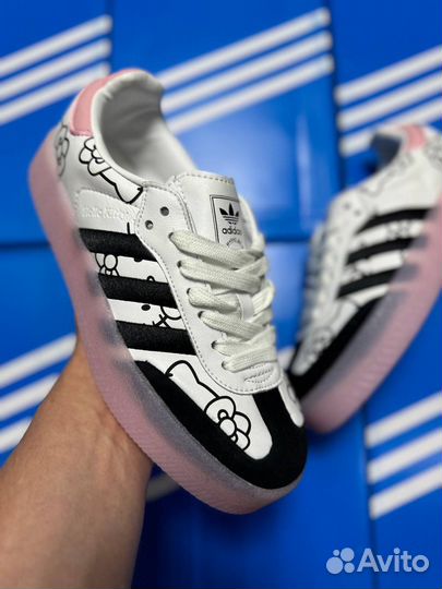 Adidas samba hello kitty
