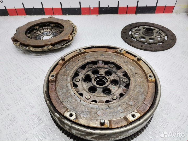 Маховик для BMW 3-Series (E90/E91/E92/E93)