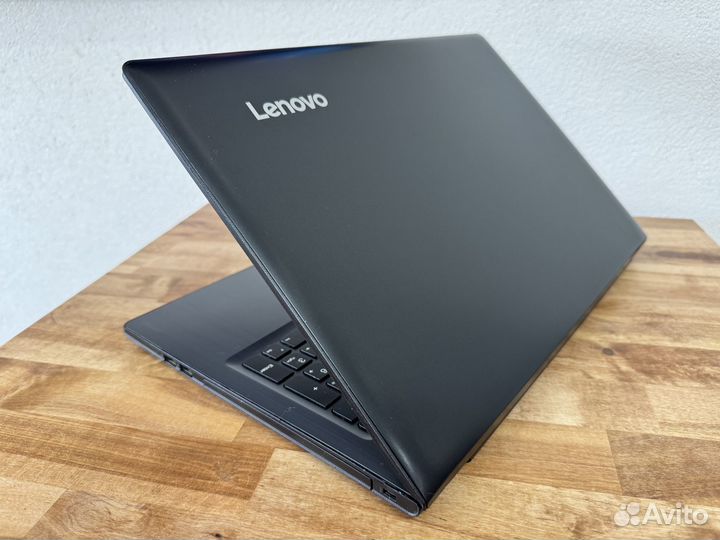 Игровой Lenovo Core i3-6006 8Gb DDR4 GT920M SSD+50