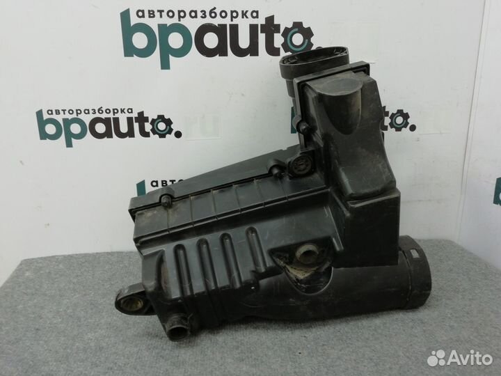 Корпус воздушного фильтра v18 v20 1K0 129 607 AG