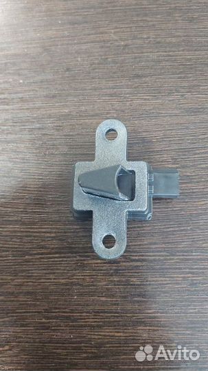 Датчик удара двери передний правый Mercedes Gl 320