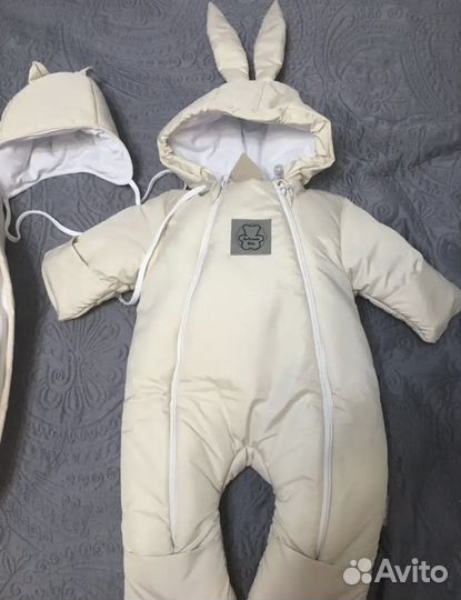 Комплект на выписку для девочки