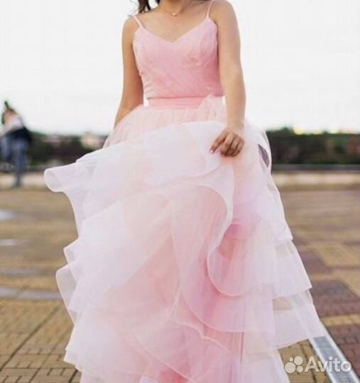 Нарядное платье