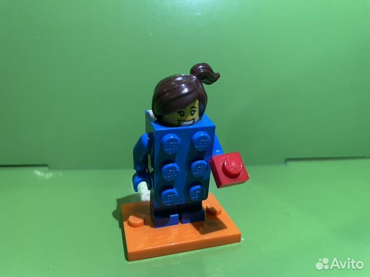 Lego минифигурки (в наличие две)