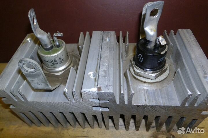 Тиристоры тчи-100