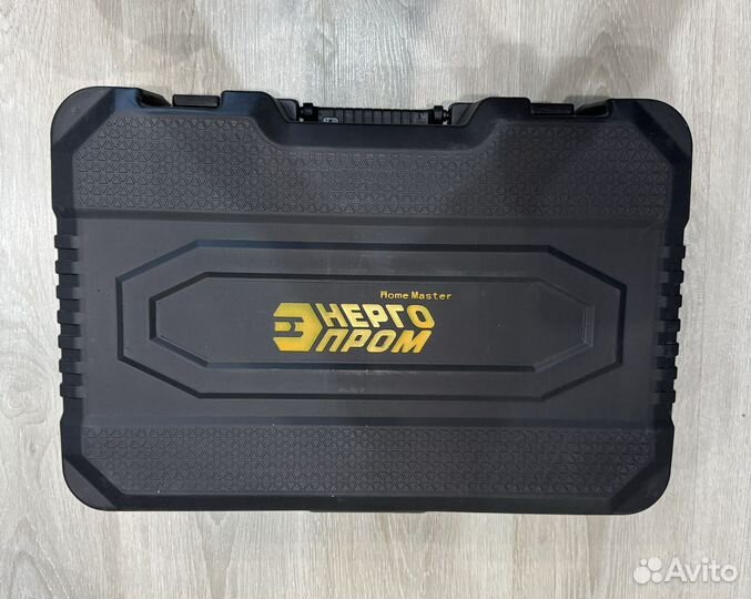 Перфоратор Энергопром пе-1300К с кейсом