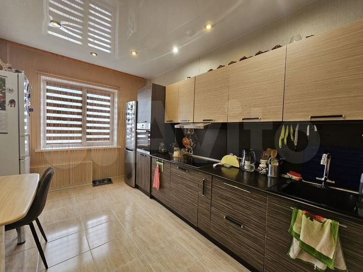 3-к. квартира, 82,2 м², 3/9 эт.