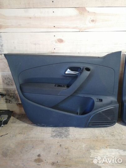 Дверные карты комплект Volkswagen Polo Sedan