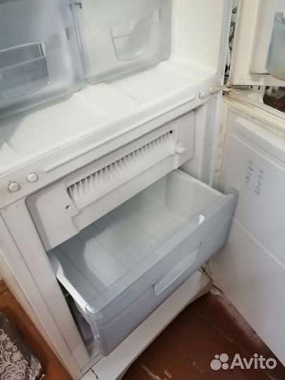 Холодильник indesit б/у